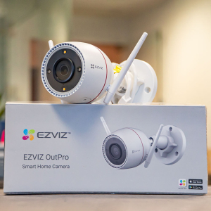 Camera ezviz ngoài trời 3.0mp màu