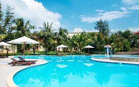 Lazi Beach Resort  Mỏm Đá Chim Phan Thiết - 4 sao