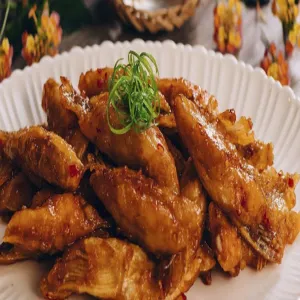 Vây cá hồi chiên nước mắm