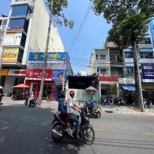 🥝 𝐊𝐡𝐮𝐨̂𝐧 Đ𝐚̂́𝐭 Đ𝐞̣𝐩 𝐌𝐚̣̆𝐭 𝐓𝐢𝐞̂̀𝐧 𝐓𝐑𝐀̂̀𝐍 𝐐𝐔𝐀𝐍𝐆 𝐊𝐇𝐀̉𝐈 𝐍𝐠𝐚𝐲 𝐓𝐫𝐚̂̀𝐧 𝐊𝐡𝐚̆́𝐜 𝐂𝐡𝐚̂𝐧 - 𝟕,𝟕𝐱𝟑𝟔𝐦 [𝟐𝟕𝟔,𝟕𝐦²] 𝐓𝐢𝐞̣̂𝐧 𝐗𝐚̂𝐲 𝐌𝐨̛́𝐢 
