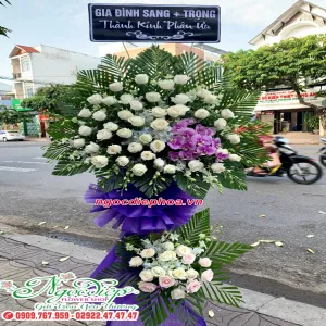 Kệ hoa chia buồn