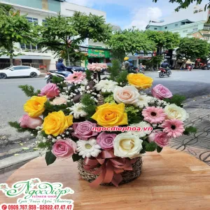 Giỏ hoa