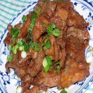 Thịt kho tiêu