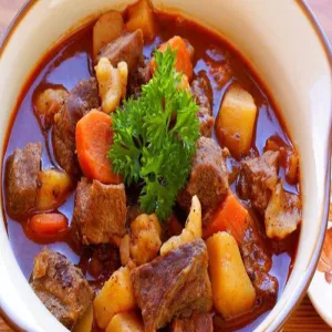 Bò kho (cơm/bánh mì)