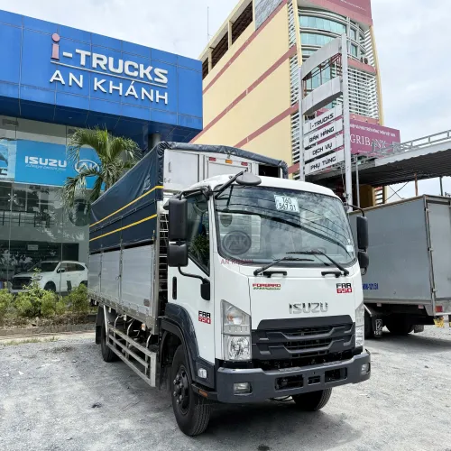 Isuzu FRR 650 Euro 5 Thùng Bạt 5m8 Bửng Nhôm Garage Lượm