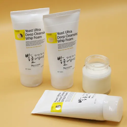 Skindom Yeast Ultra Deep Cleansing Whip Foam