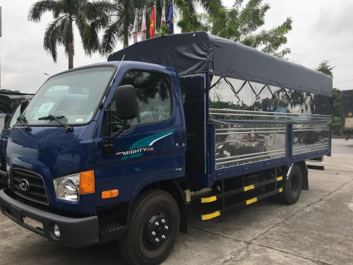 Xe tải Hyundai 110S thùng bạt
