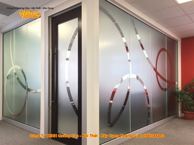 Dán Decal Kính Văn Phòng Cần Thơ Uy Tín – Thi Công Sắc Nét, Giá Tại Xưởng