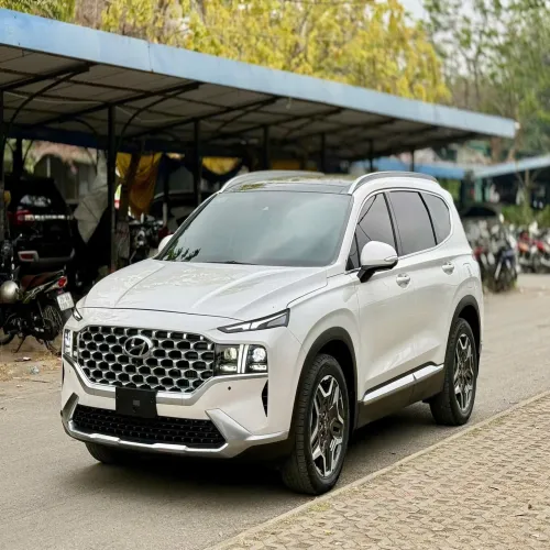 Thuê xe ô tô tự lái Quận 2 – Giải pháp di chuyển tiện lợi cùng bom car
