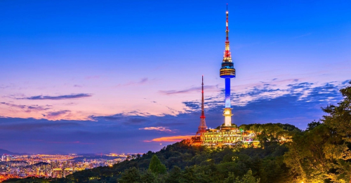 THÁP NAMSAN - BIỂU TƯỢNG TÌNH YÊU CỦA THỦ ĐÔ SEOUL