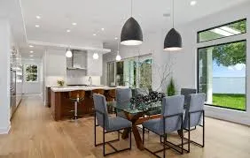 Từ bản vẽ đến thực tế: Thi công đèn – vải và vai trò của vệ sinh công nghiệp trong hoàn thiện không gian