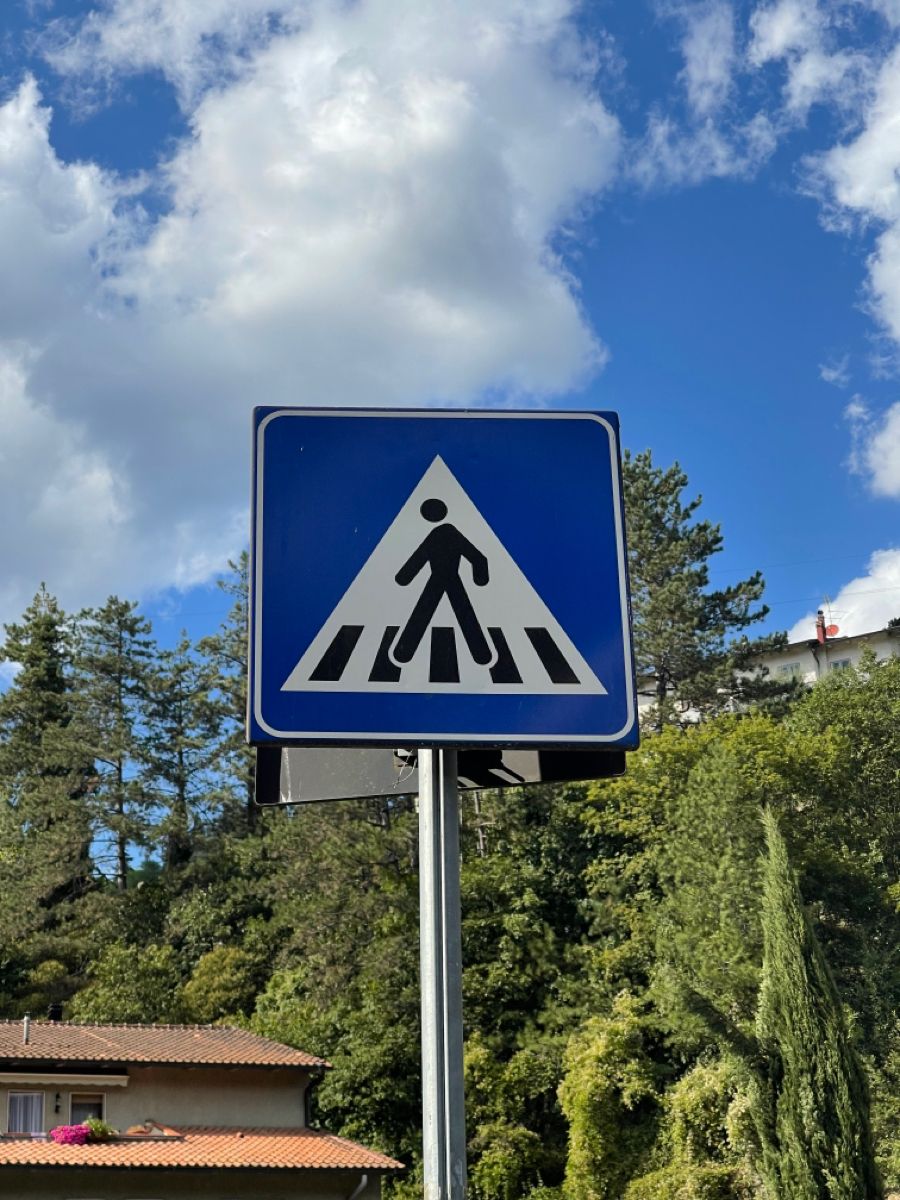 f46d29cb05be84a03097db353bf41910